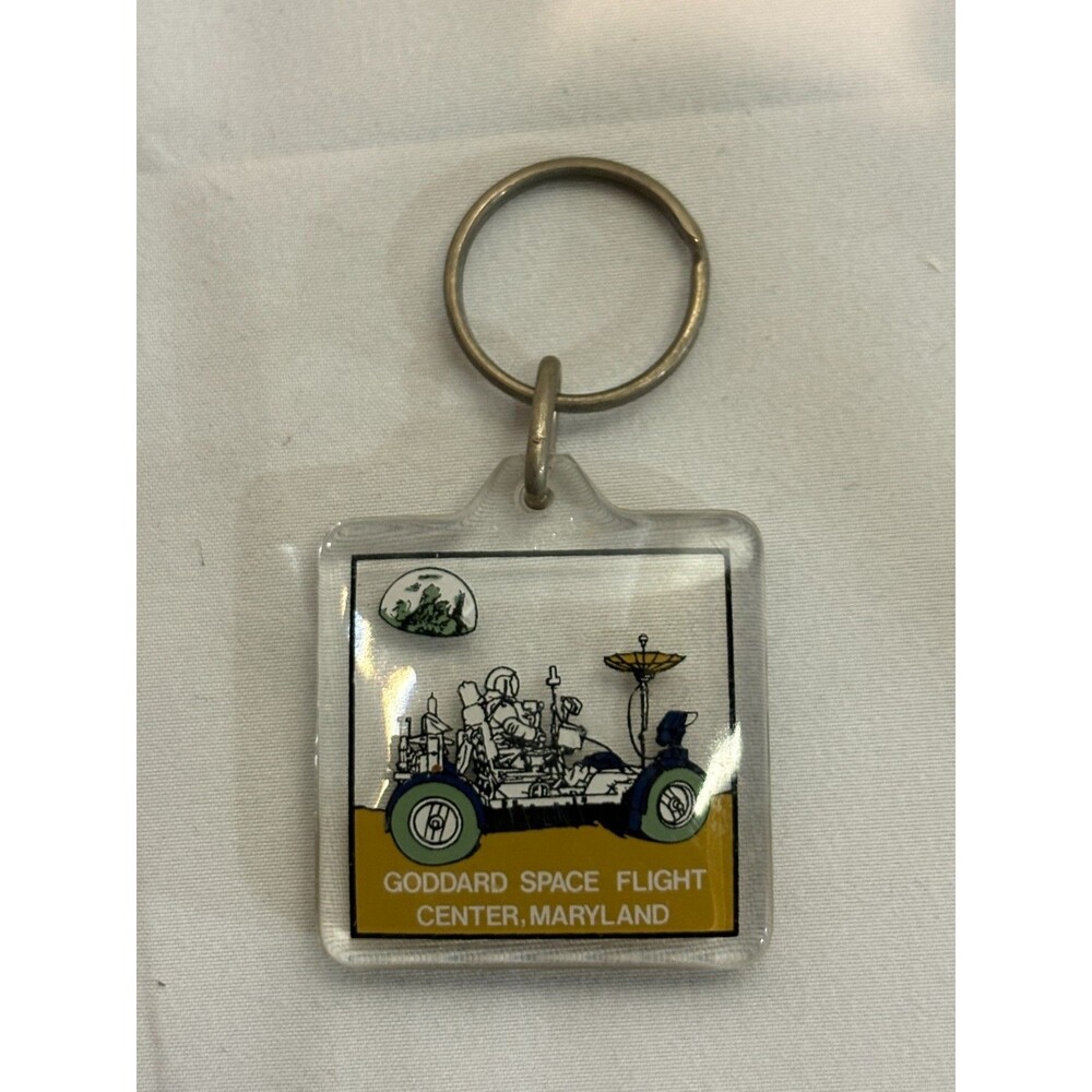 Vintage Maryland - GODDARD SPACE FLIGHT CENTER Souviner Acrylic Keychain